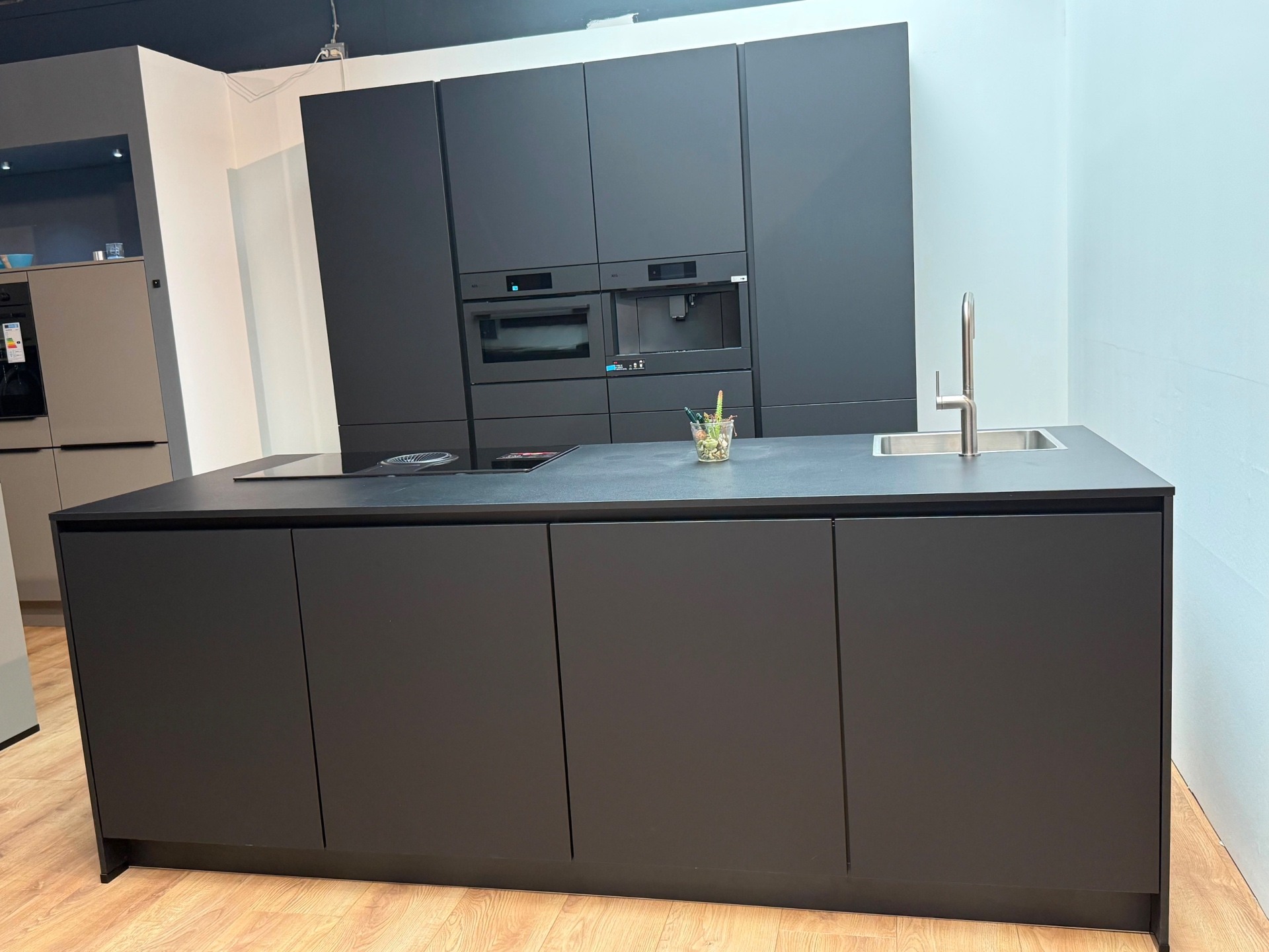 Keuken kopen in Utrecht: showroom van Keuken-Centrum met Nobilia keuken