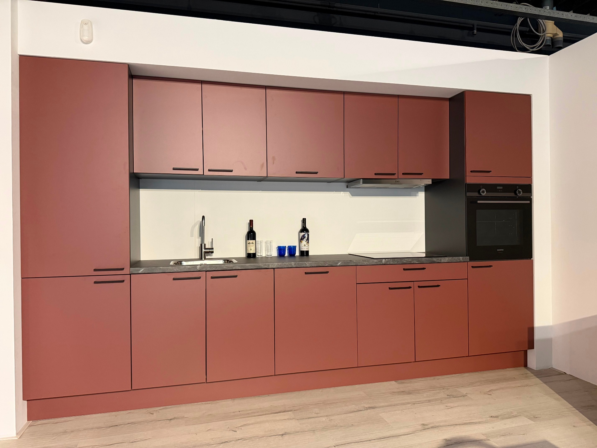 Häcker Concept 130 Scala Amarant